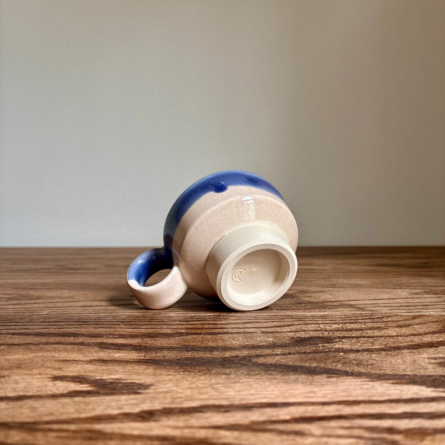Modern Stackable Mugs