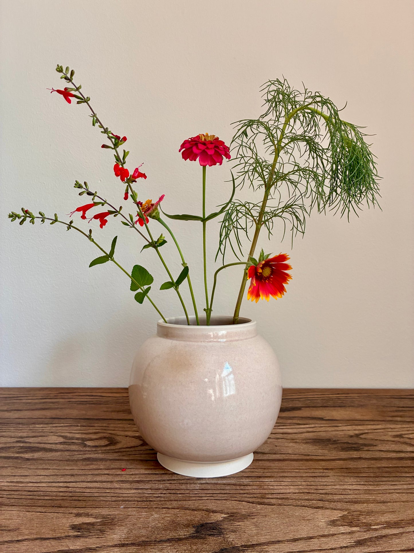 Medium Round Moon Vase