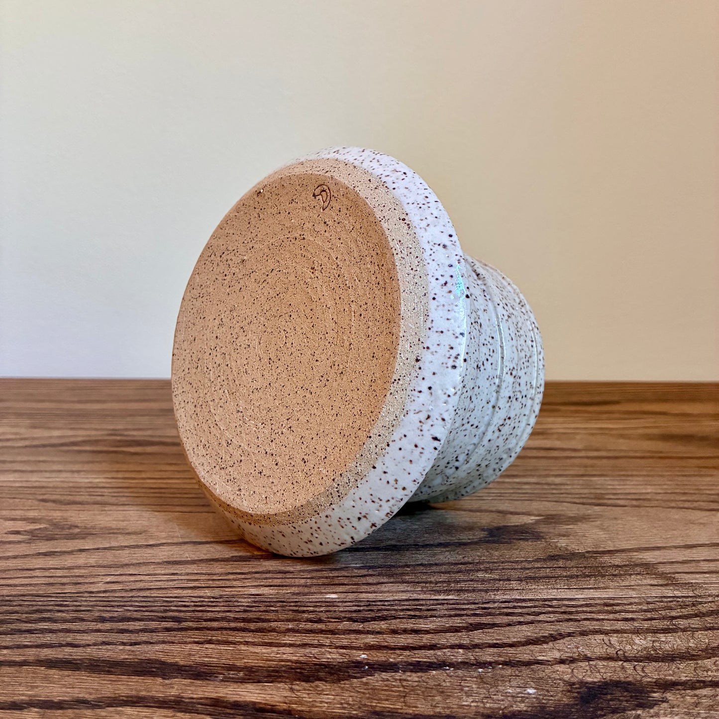 Ribbed, Speckled Planter